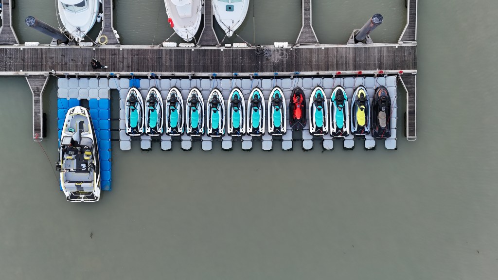 Ponton location jet ski Chatelaillon, La Rochelle